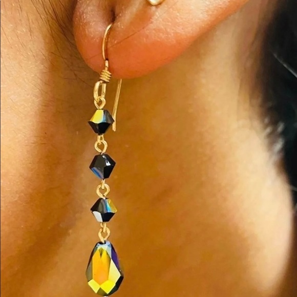10k gold Iridescent Dangling Earrings - Picture 5 of 8